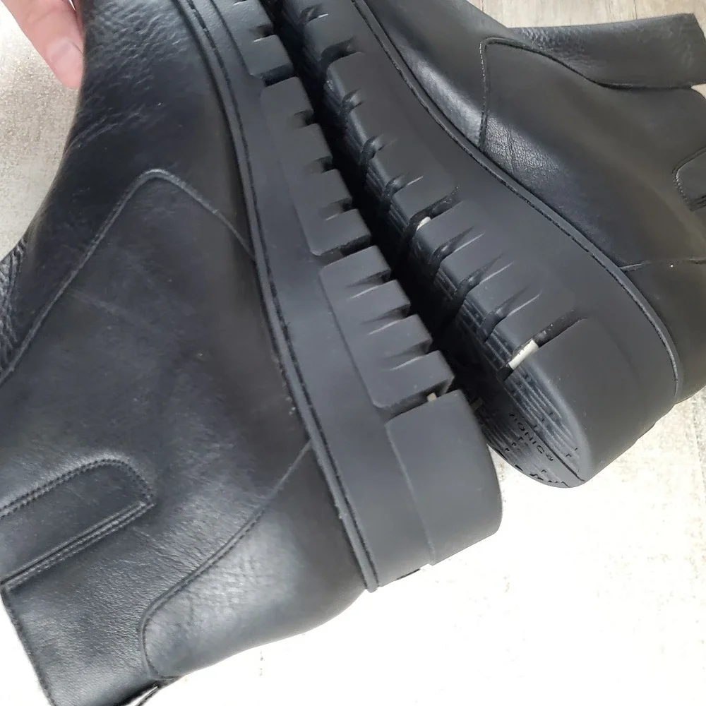 Vionic Uptown Sur Womens Bootie Sz 11 Black Leather Comfort Side Zip Ankle Boots